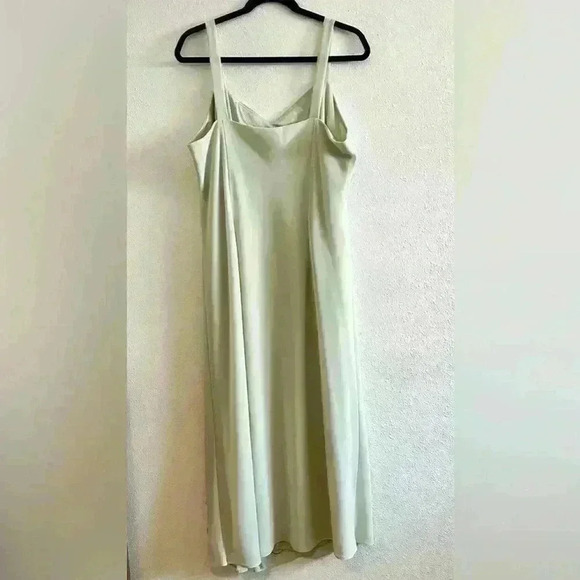 R&M Richards 2 Piece Light Olive Green Chiffon Strap Dress and Top Size 16 - Picture 3 of 6
